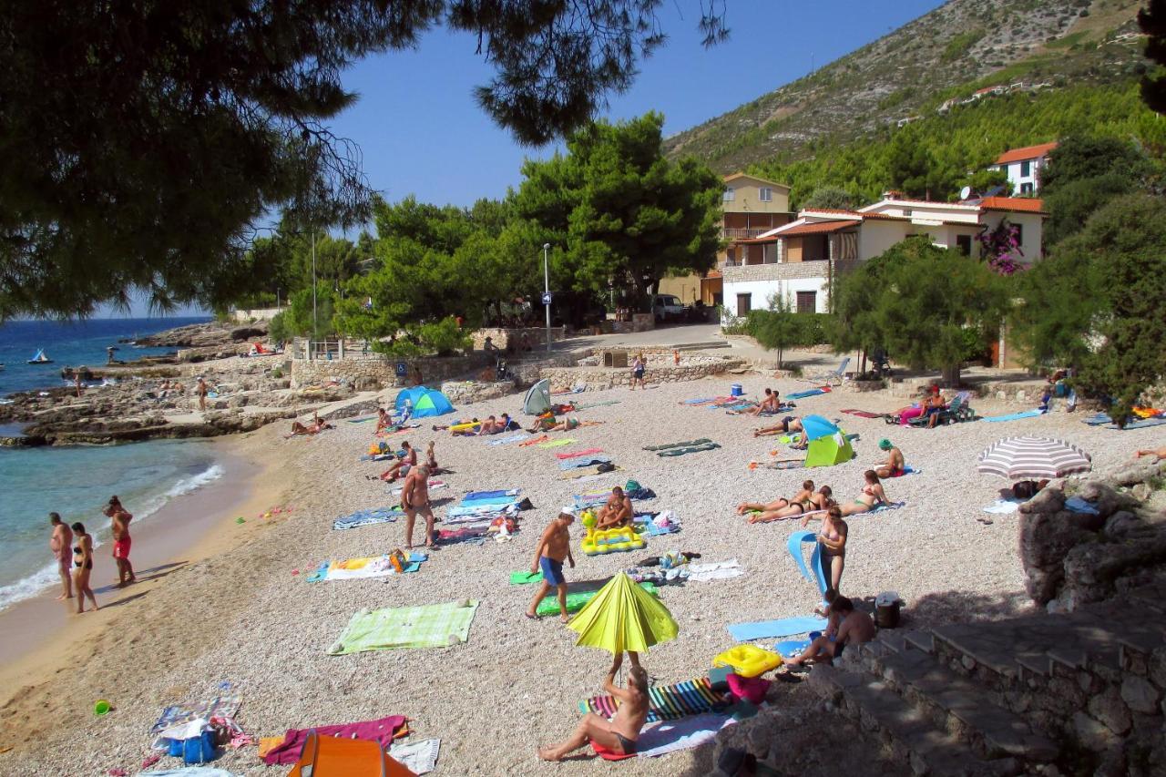 Apartments With A Parking Space Ivan Dolac, Hvar - 15784 Buitenkant foto