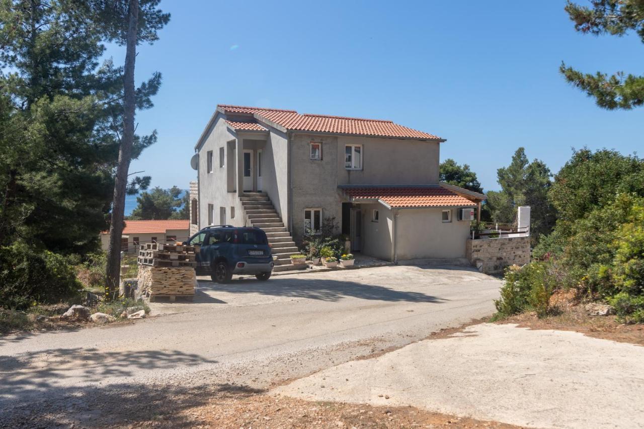 Apartments With A Parking Space Ivan Dolac, Hvar - 15784 Buitenkant foto