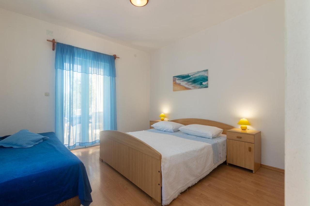 Apartments With A Parking Space Ivan Dolac, Hvar - 15784 Buitenkant foto